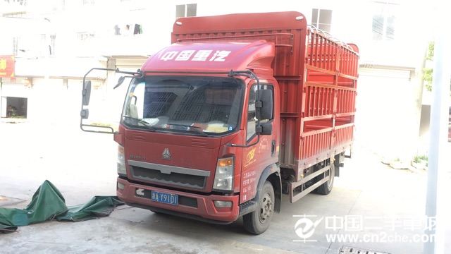 中國重汽豪沃154馬力4X2載貨車 實用與可靠的商用底盤之選